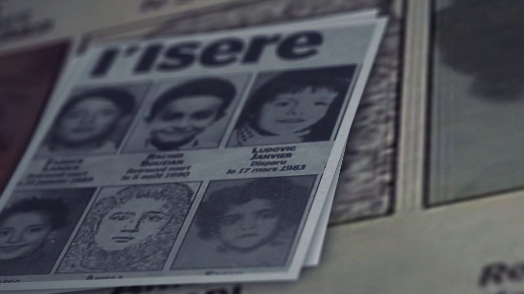 Disparus de l'Isère : un suspect en garde à vue 30 ans après les faits
Un suspect a été arrêté à Grenoble, en Isère, mercredi 27 novembre, dans le cadre des meurtres de deux femmes, tuées à 12 ans d'intervalle. L'un de ces meurtres fait partie de l'affaire dite des Disparus de l'Isère.
