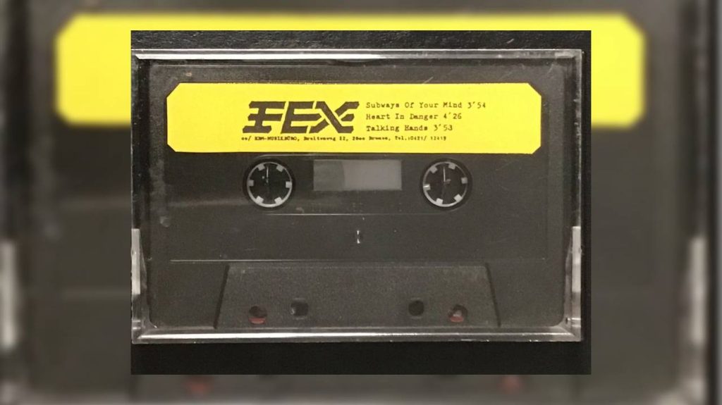 "La chanson la plus mystérieuse d'internet" : comment des milliers d'internautes ont enquêté pendant près de vingt ans pour retrouver l'origine d'un morceau
Ce titre, diffusé à la radio dans les années 1980, a occupé de très nombreux détectives amateurs depuis 2007, bien décidés à faire sortir ses créateurs de l'oubli. Ils y sont enfin parvenus.