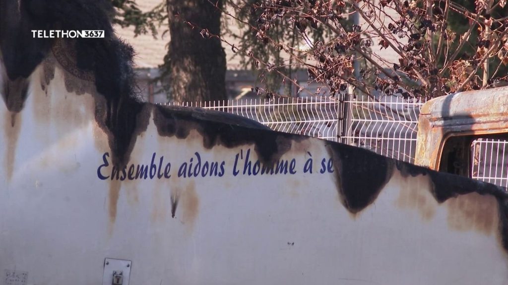 Nîmes : six camions de la Banque alimentaire du Gard incendiés, la piste criminelle privilégiée
Six camions de la Banque alimentaire du Gard ont été incendiés à Nîmes, dans la soirée du mercredi 27 novembre. Les enquêteurs confirment qu'il s'agit d'un acte criminel après avoir visionné la vidéosurveillance.