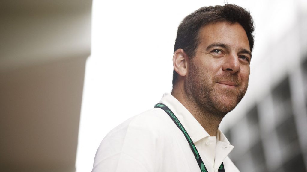Tennis : l'Argentin Juan Martín del Potro fait part de douleurs physiques incessantes sur Instagram, un "cauchemar sans fin"
Dimanche, il fera ses adieux au tennis via un match d'exhibition face à Novak Djokovic. Dans une longue vidéo partagée sur Instagram, le champion de tennis partage "l'histoire de ses dernières années", marquées par un combat incessant contre la douleur.