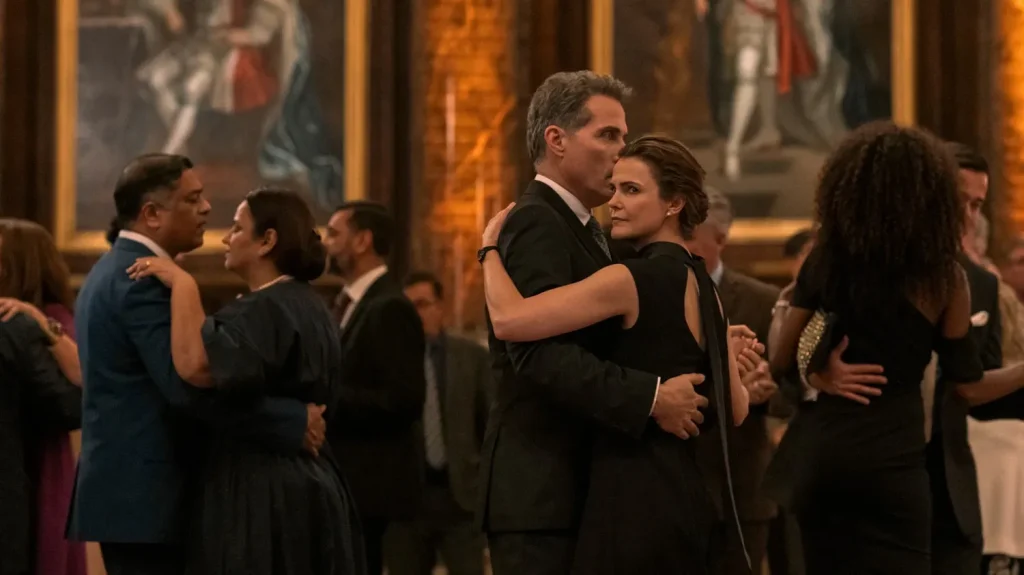 Le retour de Keri Russell dans "La Diplomate"
Succès surprise de Netflix, "La Diplomate" revient pour une deuxième saison avec Kerri Russel dans le rôle de cette ambassadrice novice à Londres.