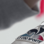 Paris 2024 : équipementier des Jeux, le Coq Sportif est placé en redressement judiciaire
Le Coq Sportif s'affichait sur les survêtements des athlètes tricolores des Jeux olympiques et paralympiques de Paris. Cette visibilité n'a pas suffi pour la marque qui a annoncé son placement en redressement judiciaire vendredi 22 novembre.