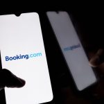 Les hôtels désormais libres de proposer de meilleurs prix que la plateforme Booking dans l'Union européenne
"Booking n'aura pas le droit d'augmenter les taux de commission ni de déréférencer les offres" des entreprises qui proposent des prix différents sur un autre site, a assuré jeudi la Commission européenne.