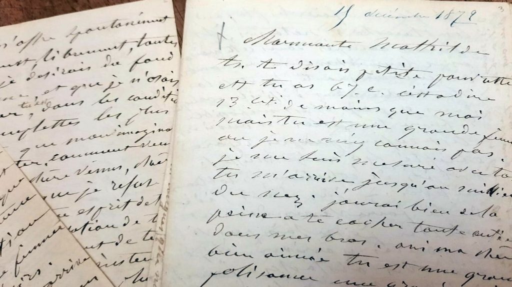 Des lettres érotiques inédites envoyées par le peintre Gustave Courbet, retrouvées par hasard à la bibliothèque de Besançon
Ces lettres scandaleuses étaient secrètement conservées dans la bibliothèque de la ville franc-comtoise depuis le début du XXe siècle. Elles seront publiées dans leur intégralité l'an prochain.