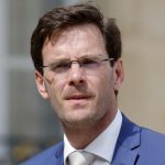 Le maire PS de Rouen, Nicolas Mayer-Rossignol, annonce être atteint d'un cancer de la vessie
L'élu doit faire dans quelques jours un troisième cycle d'immunothérapie.
