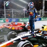 F1 : Max Verstappen, le titre de la persévérance au terme d'une saison semée d'embûches et moins dominatrice que les précédentes
Max Verstappen a remporté dimanche, à Las Vegas, son quatrième titre de champion du monde de Formule 1, autant qu’Alain Prost et Sebastian Vettel.
