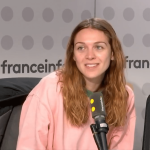 "Pour l'instant, je vis une petite vie de star et je souris", témoigne l'escrimeuse Manon Apithy-Brunet, médaillée d’or aux JO de Paris
Aux Jeux olympiques de Paris 2024, l'escrimeuse avait remporté la médaille d'or au sabre féminin, face à sa compatriote Sara Balzer. Elle participe jeudi 28 novembre à la troisième édition de "Demain le sport".