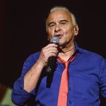 "Quand on rentre sur scène, on va en récréation" : Michel Fugain sort un nouvel album "La vie, l'amour, etc."
Tous les jours, une personnalité s'invite dans le monde d'Élodie Suigo. Lundi 4 novembre 2024 : l’auteur, compositeur et interprète, Michel Fugain. Il sort un nouvel album "La vie, l'amour, etc." et se produira au théâtre Bobino chaque lundi entre le 6 et le 27 janvier 2025.