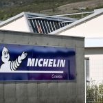 Michelin ferme deux usines : "C'est un choc terrible", réagit un syndicaliste CFDT
Le groupe de pneumatiques a annoncé la fermeture d'ici 2026 de ses usines de Cholet (Maine-et-Loire) et Vannes (Morbihan), où travaillent 1 254 salariés.