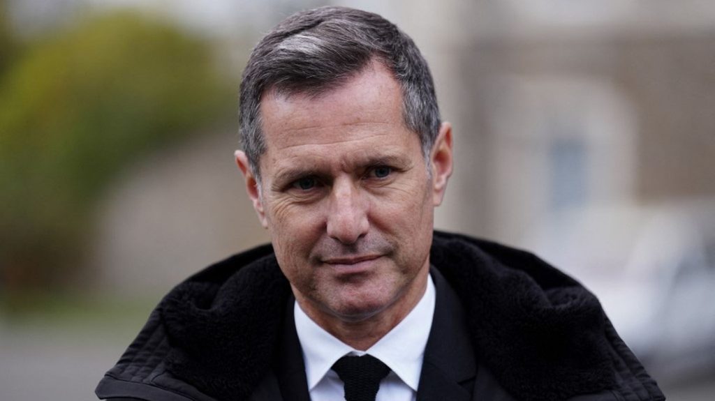 Le maire de Valence et ministre Nicolas Daragon dénonce une "banalisation de la violence" après l'agression d'une adolescente de 14 ans
L'élu a réagi jeudi dans un communiqué aux faits qui se sont déroulés mardi dans sa ville.