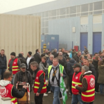 Emploi : les plans sociaux se multiplient en France
Après de nombreux trimestres positifs, les suppressions de postes se multiplient chez Michelin ou Auchan. On dénombre un record de 66 000 défaillances d'entreprises en un an, en pleine séquence politique et budgétaire sous tension.