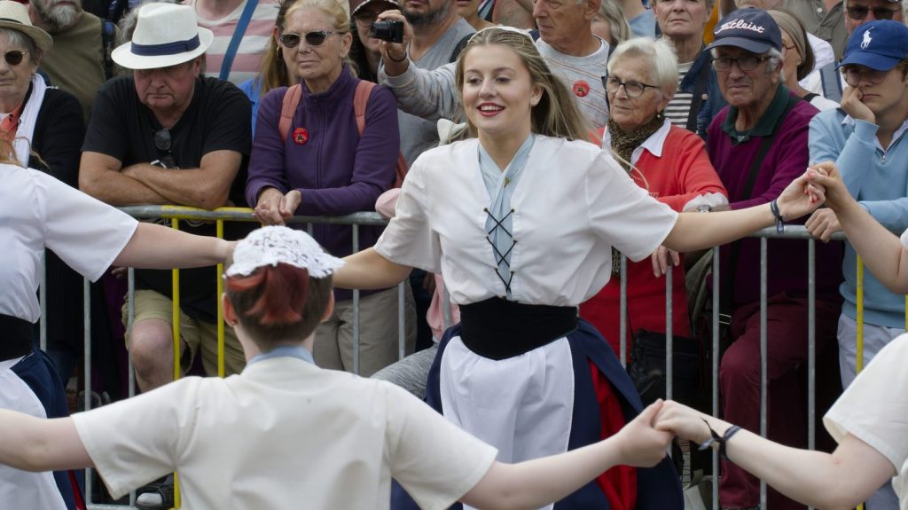 Le festival Interceltique de Lorient annonce les premiers noms de sa programmation pour l'édition 2025
L'affiche de la 54e édition a été dévoilée en avant-première sur France Bleu jeudi.
