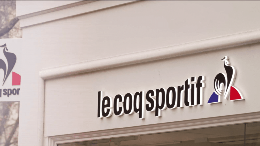 Paris 2024 : le Coq Sportif placé en redressement judiciaire
La maison mère du Coq Sportif a annoncé vendredi 22 novembre que l'équipementier des jeux a été placé en redressement judiciaire par le tribunal de commerce de Paris.