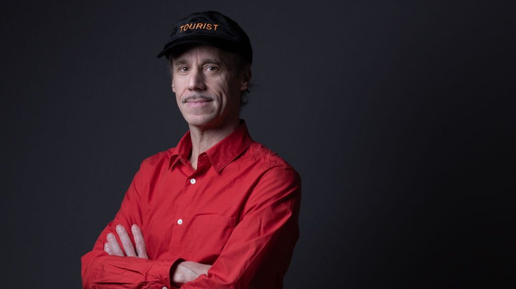 Le prix Wepler est attribué à Thomas Clerc pour "Paris, musée du XXIe siècle : le dix-huitième arrondissement"
L'œuvre, publiée en août par les éditions de Minuit, est la suite d'un livre de 2007 où Thomas Clerc décrivait le 10e arrondissement.
