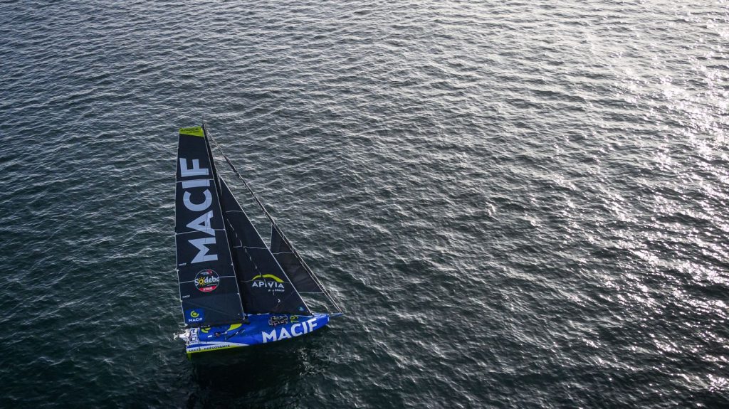 Vendée Globe 2024 : Charlie Dalin conserve la tête mais voit revenir Sébastien Simon dans son sillage...
La flotte est toujours scindée en deux parties, jeudi, alors que les leaders devraient atteindre le cap de Bonne-Espérance d'ici à dimanche.