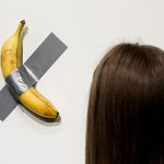 Une banane proclamée œuvre d'art vendue 6,2 millions de dollars à New York
L'entrepreneur sino-américain Justin Sun, fondateur de la plateforme de cryptomonnaies Tron, a acheté l'œuvre de Maurizio Cattelan.