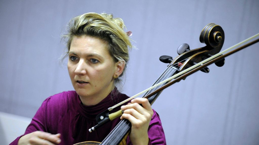 Haute-Savoie : trois hommes jugés jeudi, suspectés d'avoir volé un violoncelle à 1,3 million d’euros
L'instrument volé appartient à la violoncelliste Ophélie Gaillard.