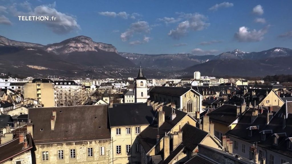 Chambéry : un week-end dans l'esprit de la montagne
Le 13 Heures en week-end se rend à Chambéry, vendredi 29 novembre, pour une découverte patrimoniale et gastronomique de la ville.