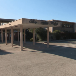 Var : attaque de loups près d’une école à Bormes-les-Mimosas
Dans le Var, à Bormes-les-Mimosas, le loup inquiète les habitants. Une nouvelle attaque de troupeau a eu lieu près d’un collège et d’une école maternelle.