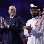 Foot : on vous explique pourquoi l'attribution du Mondial 2030 à six pays et celle de 2034 à l'Arabie saoudite fait polémique
L’organisation du Mondial de football en 2030 a été attribuée officiellement, mercredi, à l’Espagne, au Portugal et au Maroc, avec trois matchs en Amérique du sud, et celui de 2034 aura lieu en Arabie saoudite.