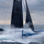 Trophée Jules-Verne : François Gabart et le SVR-Lazartigue victimes d'une avarie et contraints de faire demi-tour
Un peu moins de trois jours après son départ, le maxi trimaran a heurté un OANI, un objet ou animal non identifié, qui l'a contraint à faire demi-tour, dans la nuit de lundi à mardi.