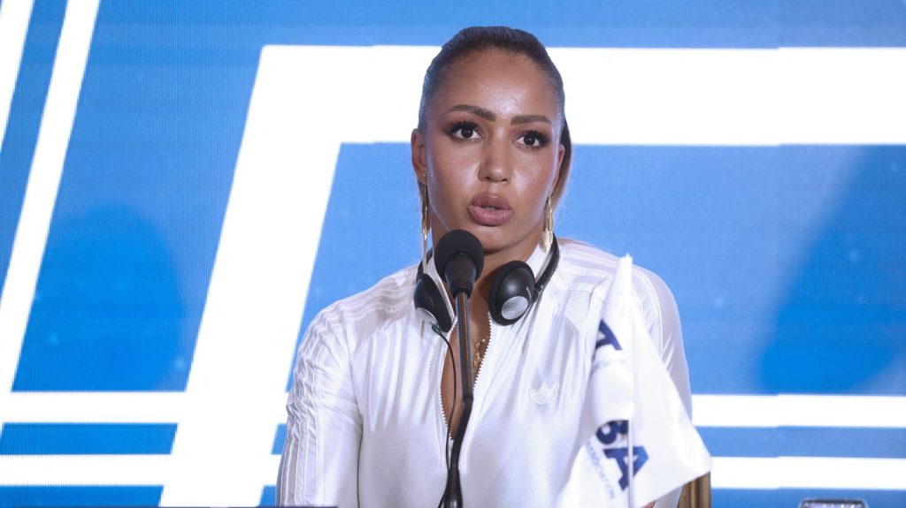 Boxe : "Un sport gouverné par des pleutres"... Estelle Mossely annonce qu'elle ne pourra pas se présenter aux élections de la fédération française
La championne olympique de Rio a été définitivement recalée de l'élection après que la justice ait confirmé, jeudi, l'invalidation de sa liste.