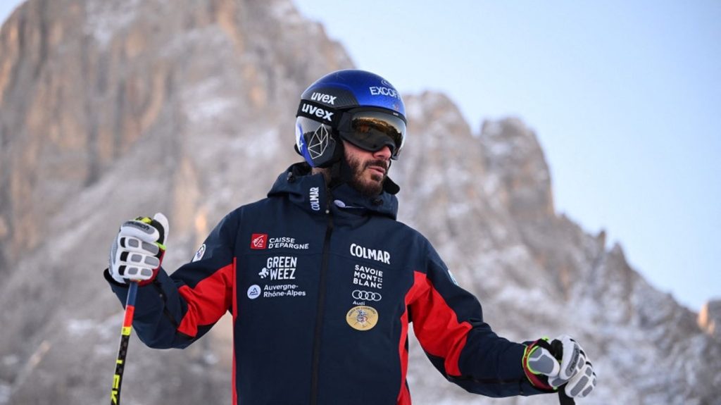 Ski : Cyprien Sarrazin opéré avec succès d'un hématome intracrânien après sa chute à Bormio
Le skieur français est tombé à l'entraînement avant la descente de Bormio en Italie, vendredi. Conscient et réveillé, il reste en observation à l'hôpital pour une durée encore indéterminée.