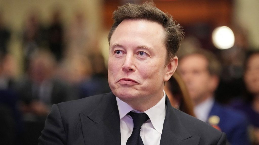 Elon Musk devient le premier homme à posséder une fortune de plus de 400 milliards de dollars
La fortune personnelle d'Elon Musk d'environ est désormais évaluée à 440 milliards de dollars (880 milliards d'euros), rapporte Bloomberg mercredi.
