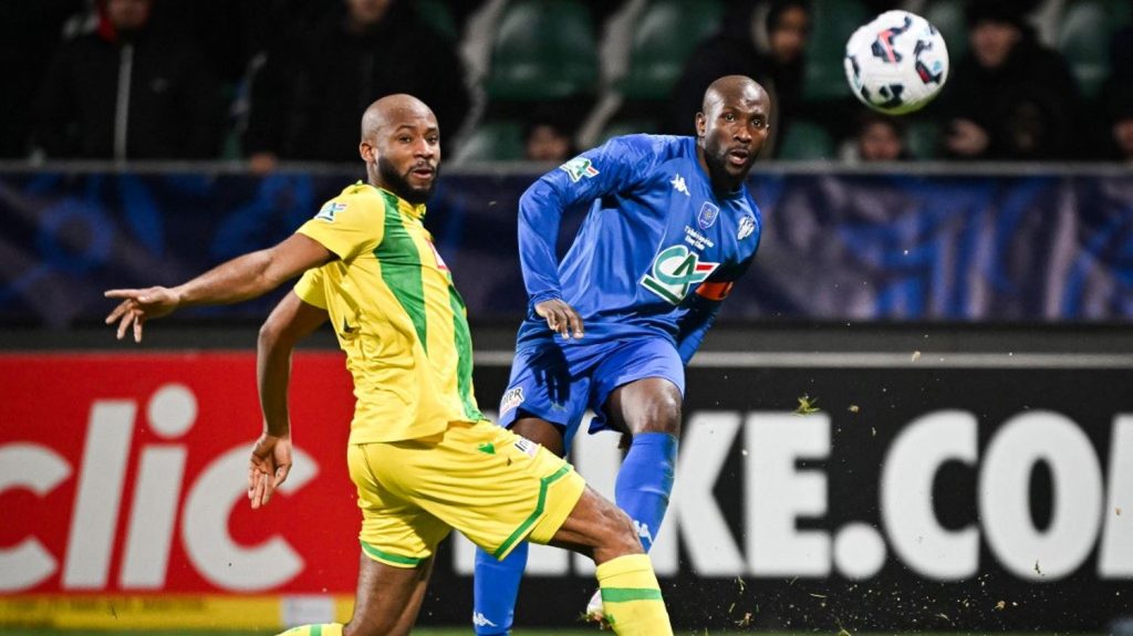 Coupe de France : "C'est la première fois que je vois ça"... Le président de la JA Drancy fustige l'attitude du FC Nantes, parti avec sa part de la recette
Samedi, le club de Ligue 1 a aisément éliminé son adversaire évoluant quatre divisions plus bas (4-0) et et ne lui a fait aucun cadeau.