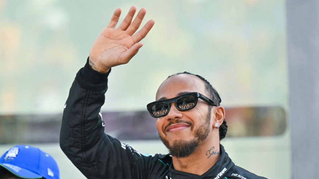 :
Infographies
F1 : victoires, titres, pole positions... Les chiffres impressionnants de Lewis Hamilton chez Mercedes
Après 12 saisons passées avec l'écurie allemande, le pilote britannique a refermé un grand chapitre de sa carrière, dimanche dans le dernier Grand Prix de la saison à Abou Dhabi.