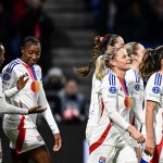 Ligue des champions : victorieuses de Wolfsburg, les Lyonnaises concluent la phase de groupes invaincues
En s'imposant à domicile 1-0 face à Wolfsburg mardi, l'OL, déjà qualifié, a conclu son année et sa phase de poules de la meilleure des manières.