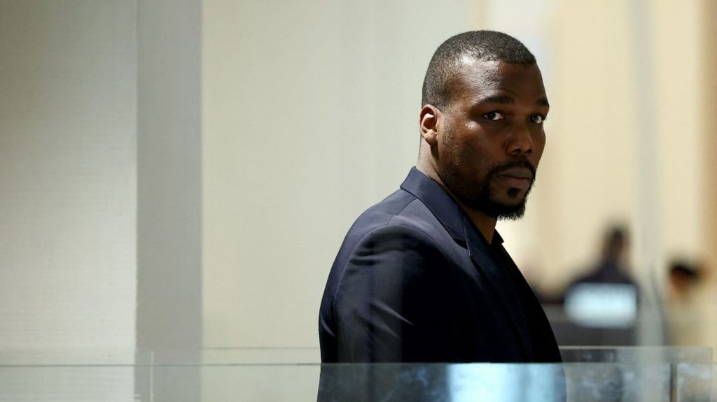 Séquestration de Paul Pogba en 2022 : un an de prison ferme requis contre Mathias Pogba, le grand frère du footballeur
Il est soupçonné d'avoir participé à la tentative d'extorsion d'un montant de 13 millions d'euros visant le champion du monde 2018.