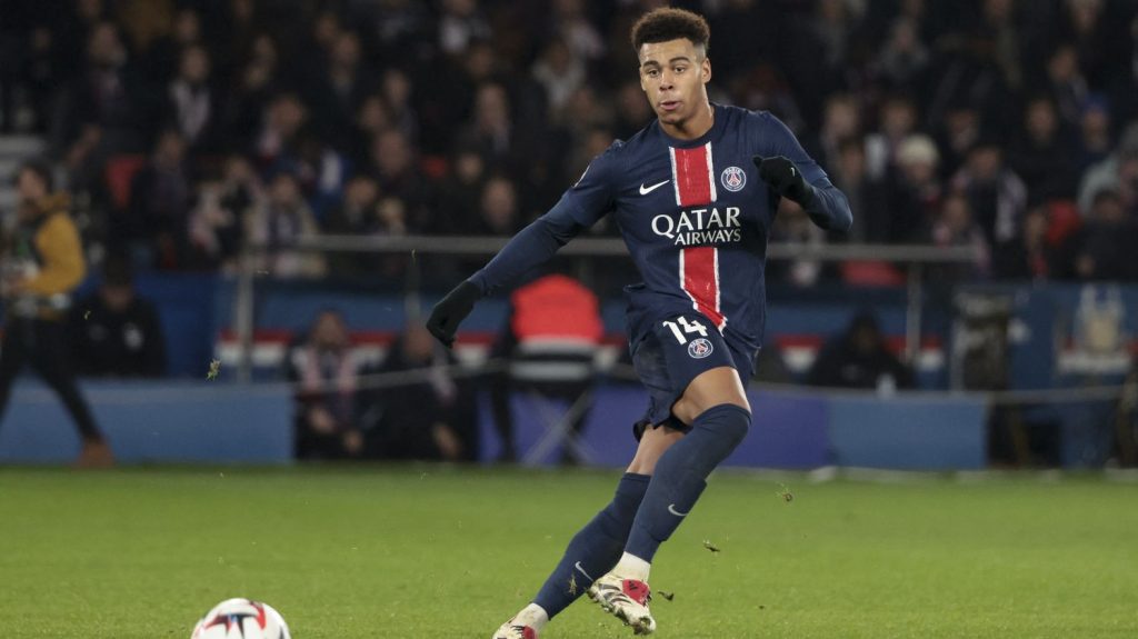 •
Direct
Monaco-PSG : l'occasion pour les Monégasques de revenir sur le leader parisien ? Suivez le match de Ligue 1
Dans le match avancé de la 16e journée de Ligue 1, le PSG se déplace chez le troisième du championnat.