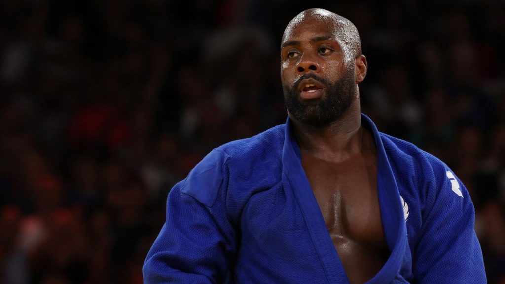 Judo : Teddy Riner de retour à la compétition au Grand Slam de Paris en février
Champion olympique en individuel et par équipes à Paris, Teddy Riner sera présent au Grand Slam de Paris, tout comme Clarisse Agbégnénou, Joan-Benjamin Gaba et d'autres médaillés des JO.