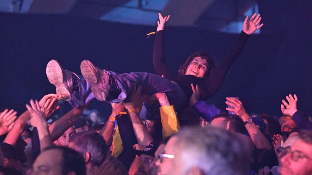 Les Trans Musicales s'ouvrent à Rennes avec le retour du rap français
Avec une programmation de près de 80 artistes ou groupes, les Trans font le plein d'éclectisme pendant quatre jours.