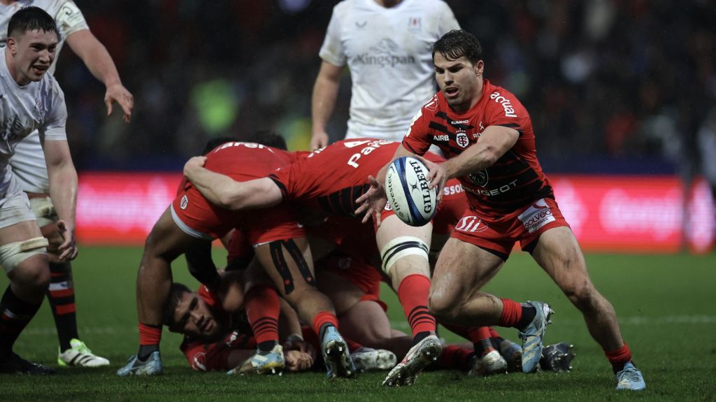 :
Vidéo
Champions Cup : retour fracassant dans la compétition, pluie d'essais... Le résumé du large succès de Toulouse contre l'Ulster
Tenant du titre, le Stade toulousain a démarré, dimanche, sa nouvelle campagne de la meilleure des manières avec neuf essais inscrits (61-21).