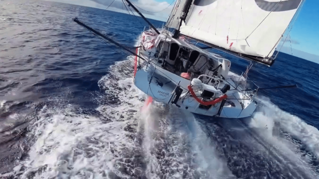 Vendée Globe 2024 : les skippers dans la tempête des mers du Sud
L’aventure se corse pour les skippers du Vendée Globe, mercredi 4 décembre. Après quatre semaines de course, ils affrontent leur première tempête dans les mers du Sud, avec des vagues attendues de plus de 8 mètres.