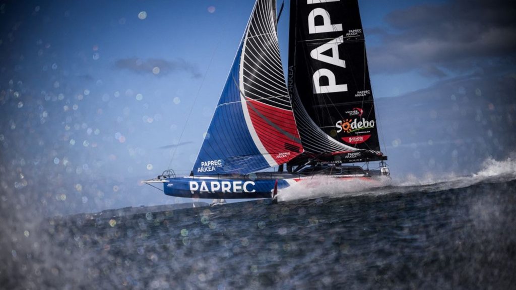 Vendée Globe : Yoann Richomme et Charlie Dalin toujours à la lutte en direction de l'Equateur... Suivez la position des skippeurs en direct
Dans leur remontée de l'Atlantique, seuls 13 milles nautiques séparent les deux hommes, vendredi, au pointage de 7 heures.