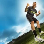 Football : Antoine Griezmann devient le nouvel ambassadeur de Decathlon
Le joueur de l'Atlético Madrid va porter des chaussures Kipsta sur le terrain et va participer à leur élaboration.