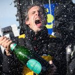 :
Interview
Vendée Globe : "C'est sûrement grâce à ces deux heures et demie qui me manquaient en 2020 que cette victoire est à moi aujourd'hui", confie Charlie Dalin
Le skippeur de Macif-Santé Prévoyance est arrivé aux Sables-d'Olonne, mardi peu après 8h, après 64 jours en mer.