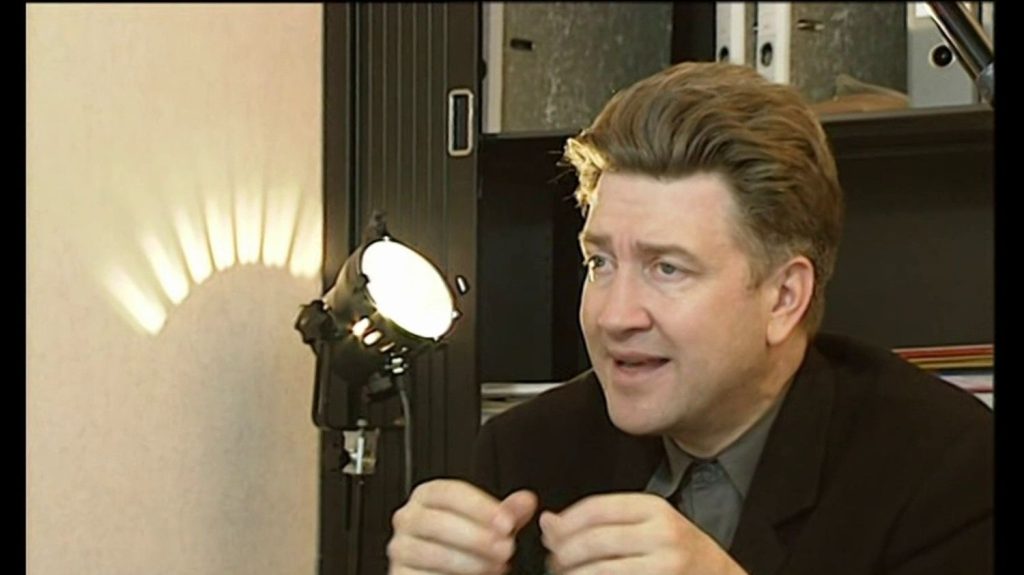 David Lynch : Holywood perd l'un de ses géants
Hommage au réalisateur américain David Lynch, qui est mort aujourd’hui à l’âge de 78 ans. Il avait notamment réalisé "Elephant Man", "Blue Velvet" ou encore "Twin Peaks". Voici son portrait.
