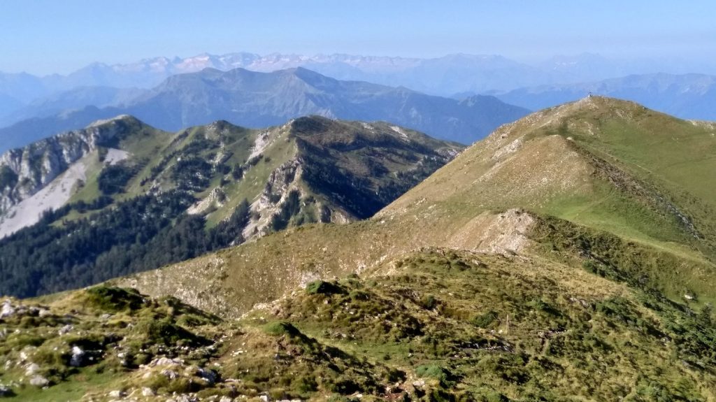 Deux randonneuses meurent en montagne après avoir glissé sur plus de 300 mètres en Haute-Garonne
Les sauveteurs en montagne appellent à la plus grande prudence, sur l'ensemble de la chaîne des Pyrénées, en raison de la neige dure et glissante.