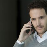 Un salarié qui ne répond pas à son employeur en dehors de ses heures de travail est-il fautif ?
Une affaire entre un chauffeur routier et son entreprise est remontée jusqu’en Cour de cassation. Elle concernait des appels de l’employeur en dehors du temps de travail.