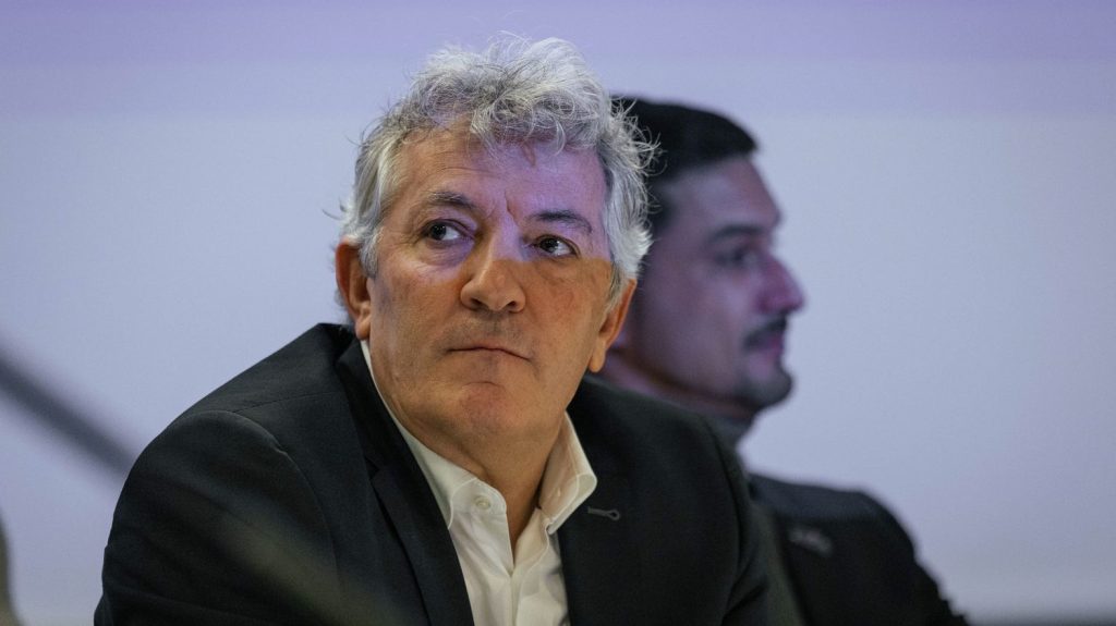 Tickets-restaurant : "La grande distribution a fait plier le gouvernement", dénonce Franck Chaumes, président de l'UMIH Restauration
Pour les métiers et des industries de l'hôtellerie, la dérogation représente, selon Franck Chaumes, 600 millions d'euros de pertes.