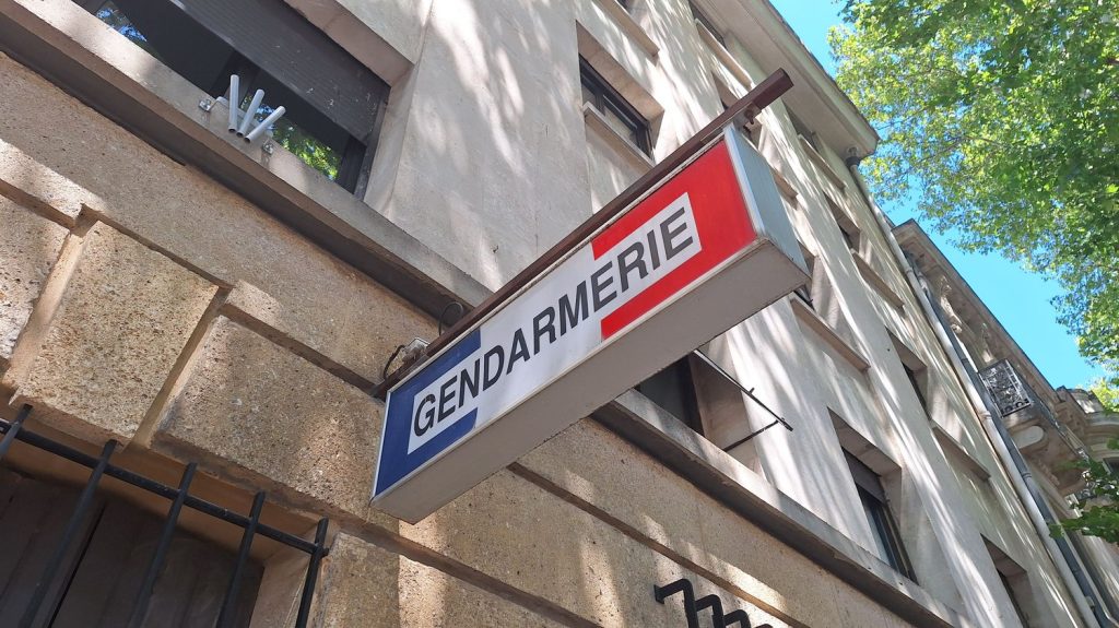 Un homme meurt après une bagarre à Apt dans le Vaucluse
L'auteur présumé a été interpellé dans un train en direction de Paris mercredi.