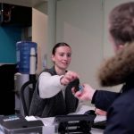 Logement : à Rennes, se loger devient mission impossible pour les locataires
Les locataires attendent parfois plusieurs mois pour être logés à Rennes (Ille-et-Vilaine). Le marché est saturé, y compris à l'échelle nationale.