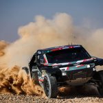 Dakar 2025 : premier succès d'étape pour Nasser al Attiyah et changement de leader en auto, Luciano Benavides double la mise en moto
Un temps perdu et même victime de deux crevaisons lors de la 9e étape, mardi, le Sud-Africain Henk Lategan perd les commandes du rallye.