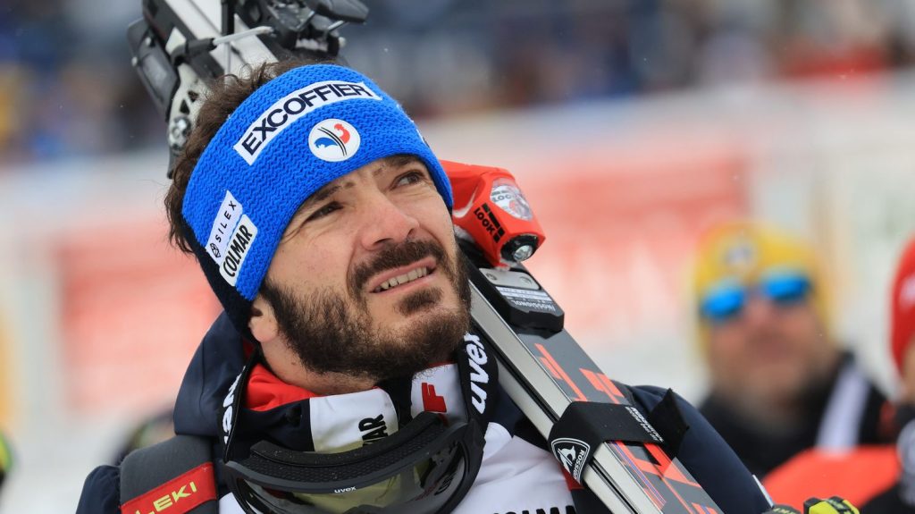 Ski alpin : Cyprien Sarrazin va entamer une rééducation "afin de refaire des choses du quotidien, comme s'asseoir au bord d'un lit", explique le médecin des équipes de France
La pathologie du skieur "est relativement sérieuse", a affirmé Stéphane Bulle, médecin des équipes de France de ski, lors d'un point presse sur l'état de santé du Français, samedi.
