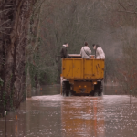 Intempéries : trois départements sont en vigilance orange pour risques de crue
La tempête Eowyn s'éloigne mais a laissé de fortes précipitations sur son passage. Samedi 25 janvier, trois départements sont en vigilance orange pour risques de crues : le Calvados, la Mayenne et l'Ille-et-Vilaine, où des cours d'eau sont sortis de leur lit.
